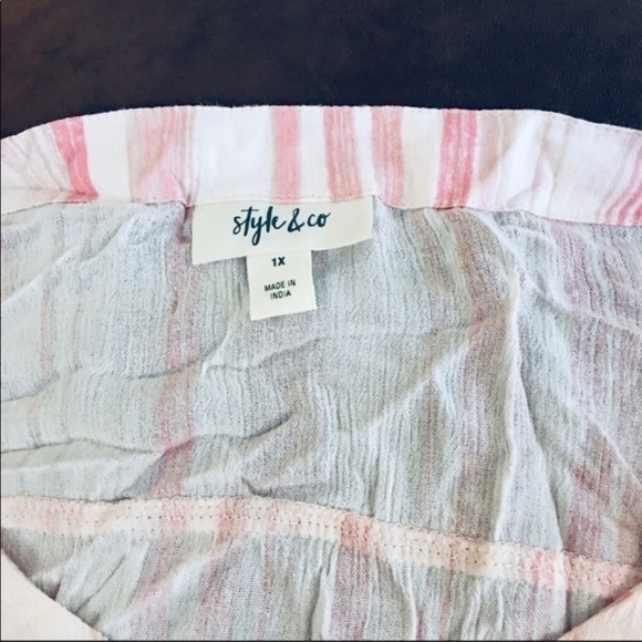 NEW Plus Style & Co Blouse Tie Front Shirt Roll Tab Sleeves Button Front Plus 1X - Picture 4 of 6